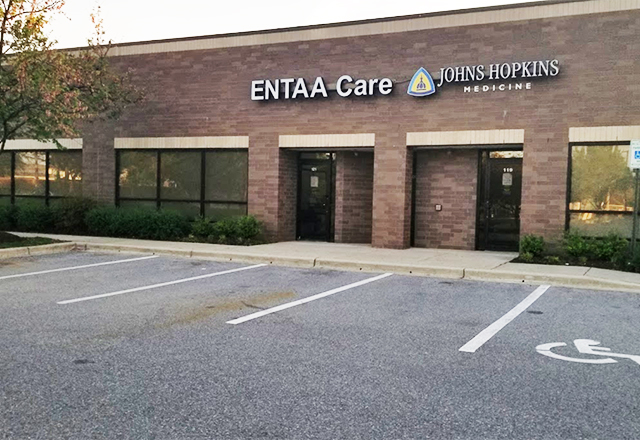 Front entrance of ENTAA Care in Glen Burnie with parking directly in front of suite.